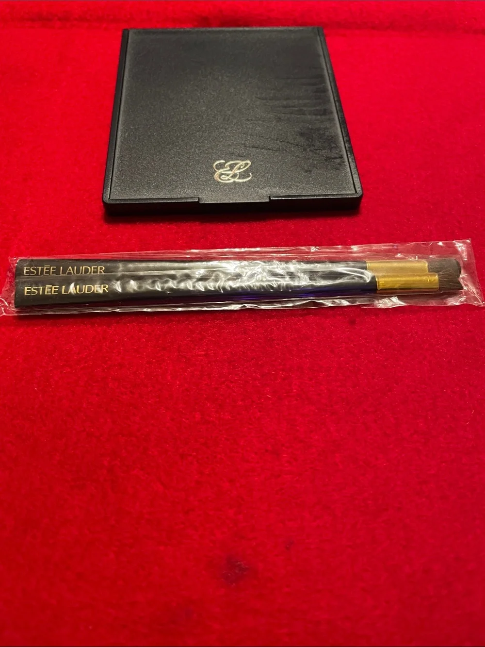 Estée Lauder 2pc Brush Set & Purse Travel Cosmetic Mirror